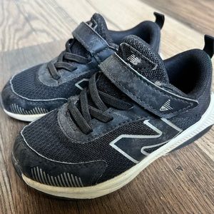 New Balance Runners Toddler Boy US 8 - Lots of life left!
